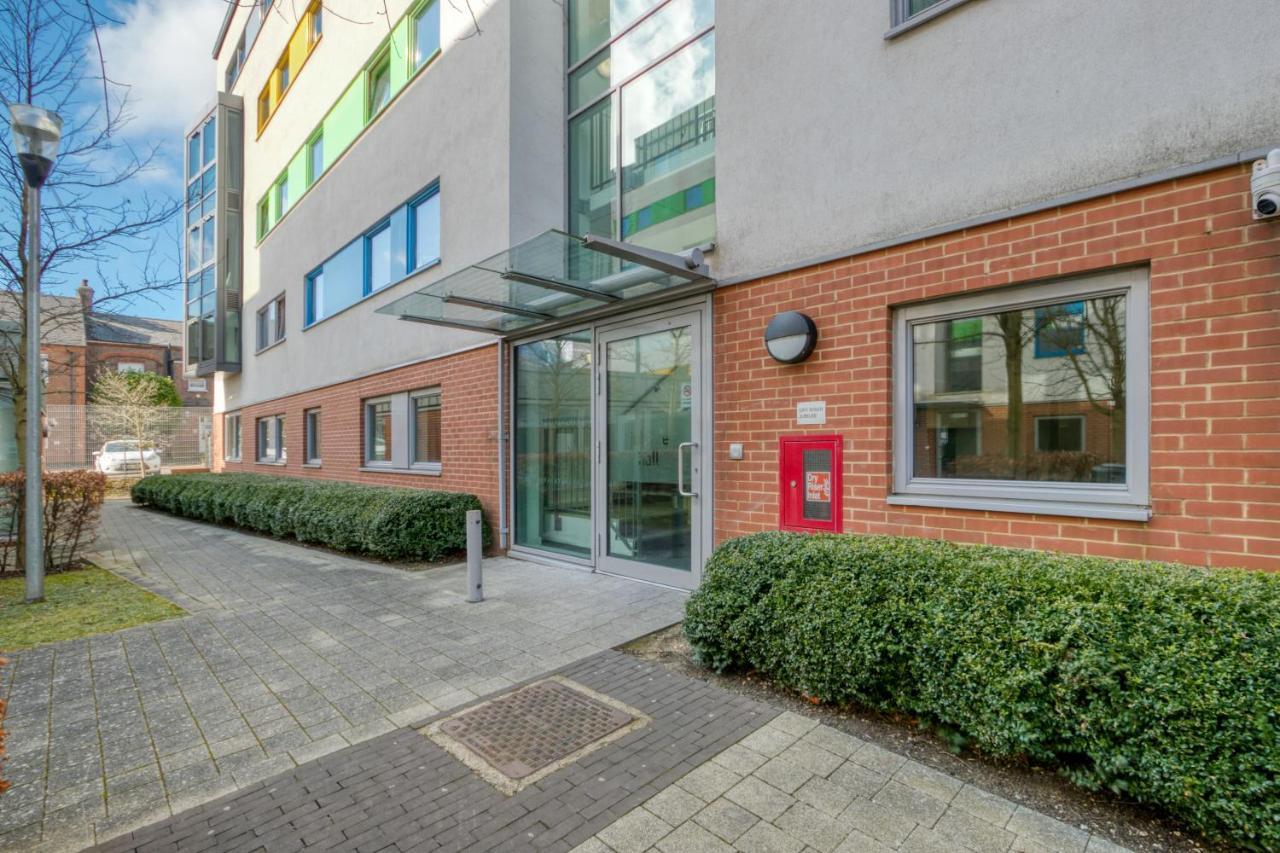 Central Single Room With Shared Kitchen In Luton Luton  Exteriör bild